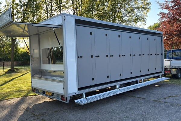 Evenementenwagen 16 Toiletten