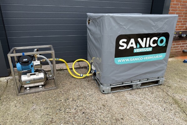 Buffervat 1000L + Hydrofoorpomp 